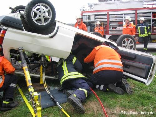 2013-04-21 Rettungdienstuebung FTZ 129